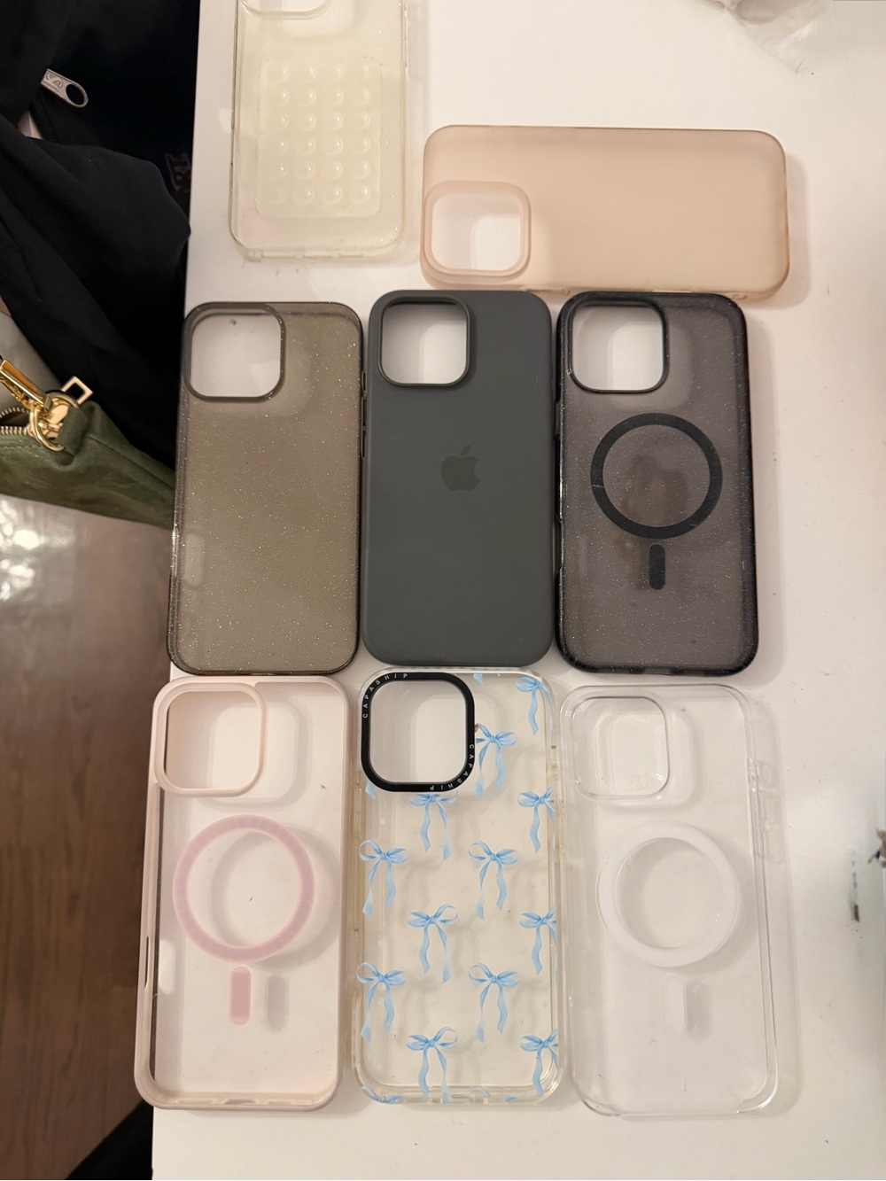 8 iPhone 16 pro max cases